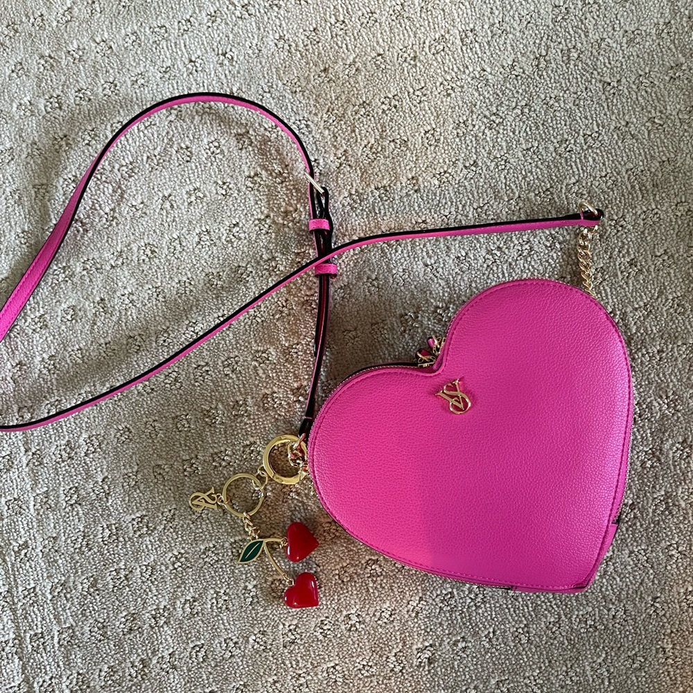 Victoria’s Secret heart purse